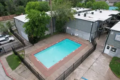 9745 Long Point Road Road #35, Houston, TX 77055 - Photo 6