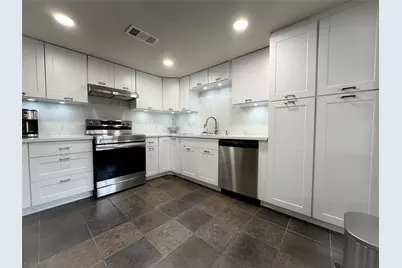 637 S Ripple Creek Drive #637, Houston, TX 77057 - Photo 10