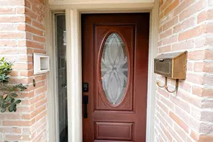 637 S Ripple Creek Dr, Houston, TX 77057 - Photo 2