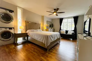 637 S Ripple Creek Dr, Houston, TX 77057 - Photo 18