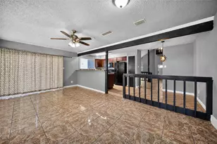 13610 Sunswept Way, Houston, TX 77082 - Photo 8