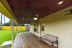 9627 Alex Springs Lane, Houston, TX 77044 - Photo 32