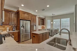 10 E Sterling Pond Cir, The Woodlands, TX 77382 - Photo 22