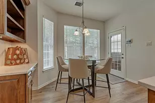 10 E Sterling Pond Cir, The Woodlands, TX 77382 - Photo 26