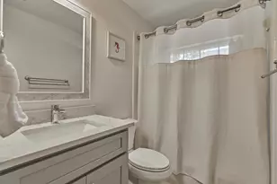 10 E Sterling Pond Cir, The Woodlands, TX 77382 - Photo 44