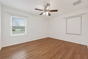 3003 Topham Cir, Houston, TX 77018 - Photo 14