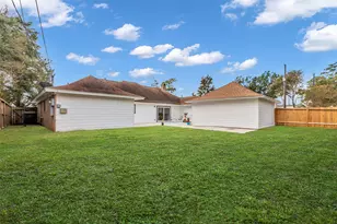 3518 Shore Shadows Dr, Crosby, TX 77532 - Photo 32