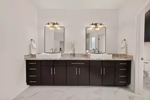 1767 Michigan St, Houston, TX 77006 - Photo 24