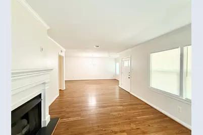 4102 Yupon Street, Houston, TX 77006 - Photo 2