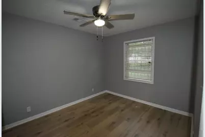 10213 Fairland Drive, Houston, TX 77051 - Photo 16