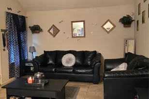 2112 Davis St, Houston, TX 77026 - Photo 2