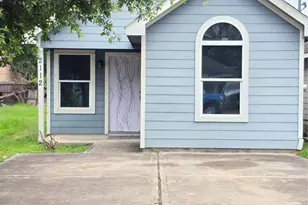 2112 Davis St, Houston, TX 77026 - Photo 1