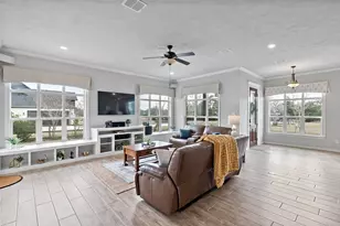 5067 Lantern Ln, Bryan, TX 77808 - Photo 8