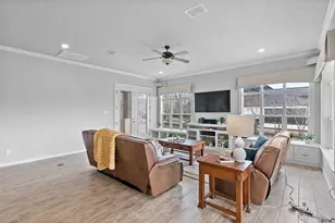 5067 Lantern Ln, Bryan, TX 77808 - Photo 6