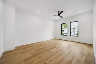 6510 Sivley St, Houston, TX 77055 - Photo 30