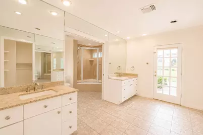5666 Willers Way, Houston, TX 77056 - Photo 12