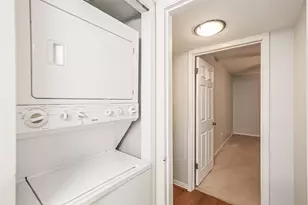 7575 Katy Fwy, Houston, TX 77024 - Photo 16