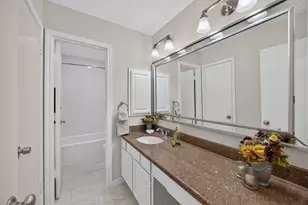 3706 Luton Park Dr, Houston, TX 77082 - Photo 6