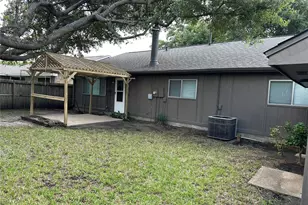 3706 Luton Park Dr, Houston, TX 77082 - Photo 6