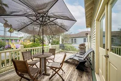 1301 17th Street, Galveston, TX 77550 - Photo 8