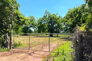 2125 Peach Ridge Rd, Brookshire, TX 77423 - Photo 1