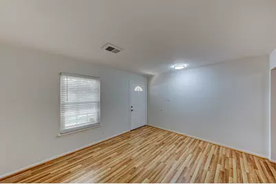 7115 Drowsy Pine Drive, Houston, TX 77092 - Photo 10