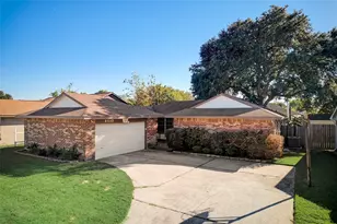 9910 Willmont Rd, La Porte, TX 77571 - Photo 1