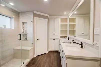 9910 Willmont Road, La Porte, TX 77571 - Photo 14