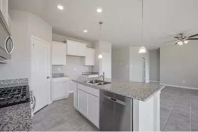 602 Davy Street, Brenham, TX 77833 - Photo 6