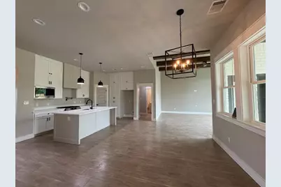 5635 Essie Lane, Beaumont, TX 77713 - Photo 14