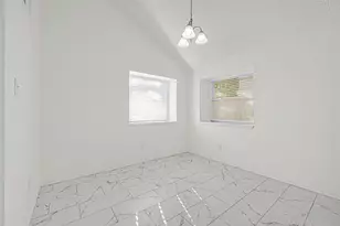 12009 Sandpiper Dr, Houston, TX 77035 - Photo 6