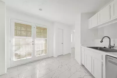 12009 Sandpiper Drive, Houston, TX 77035 - Photo 10
