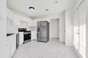 12009 Sandpiper Dr, Houston, TX 77035 - Photo 8