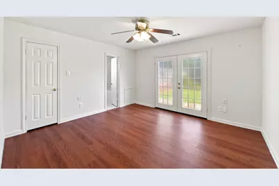 10715 Wickersham Lane, Houston, TX 77042 - Photo 20
