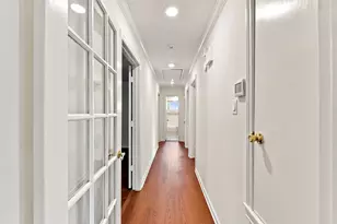 10715 Wickersham Ln, Houston, TX 77042 - Photo 20