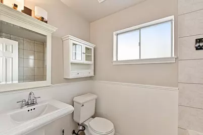 10715 Wickersham Lane, Houston, TX 77042 - Photo 22