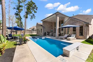 32064 Autumn Orchard Ln, Conroe, TX 77385 - Photo 2