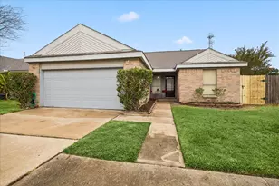 11834 S Fairhollow Ln, Houston, TX 77043 - Photo 1
