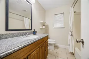 11834 S Fairhollow Ln, Houston, TX 77043 - Photo 8