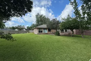 1919 Iron Ridge, Sugar Land, TX 77478 - Photo 2