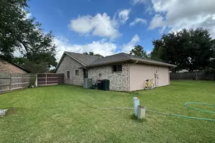1919 Iron Ridge, Sugar Land, TX 77478 - Photo 4