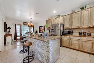 14810 El Tesoro Dr, Houston, TX 77083 - Photo 12
