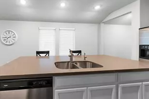 5022 Sunway Dr, Katy, TX 77493 - Photo 6