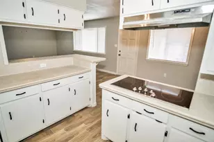 1715 Capstan Rd, Houston, TX 77062 - Photo 10