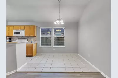 218 Silverbrook Lane, Dickinson, TX 77539 - Photo 10