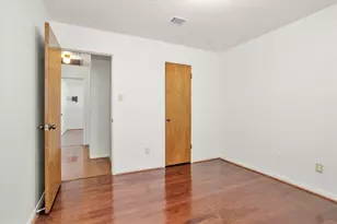 10 Brewster St, Conroe, TX 77301 - Photo 18
