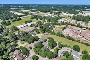 10 Brewster St, Conroe, TX 77301 - Photo 32