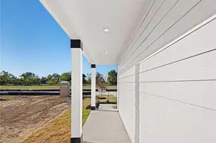 826 Stoney Pt Ln, Dayton, TX 77535 - Photo 2