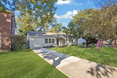 5122 Locust Street, Bellaire, TX 77401 - Photo 2