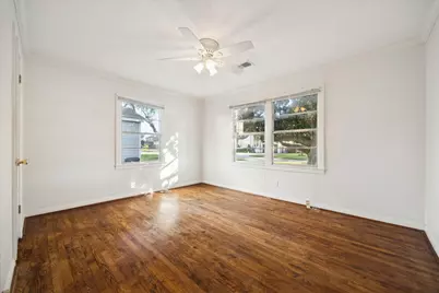 5122 Locust Street, Bellaire, TX 77401 - Photo 8
